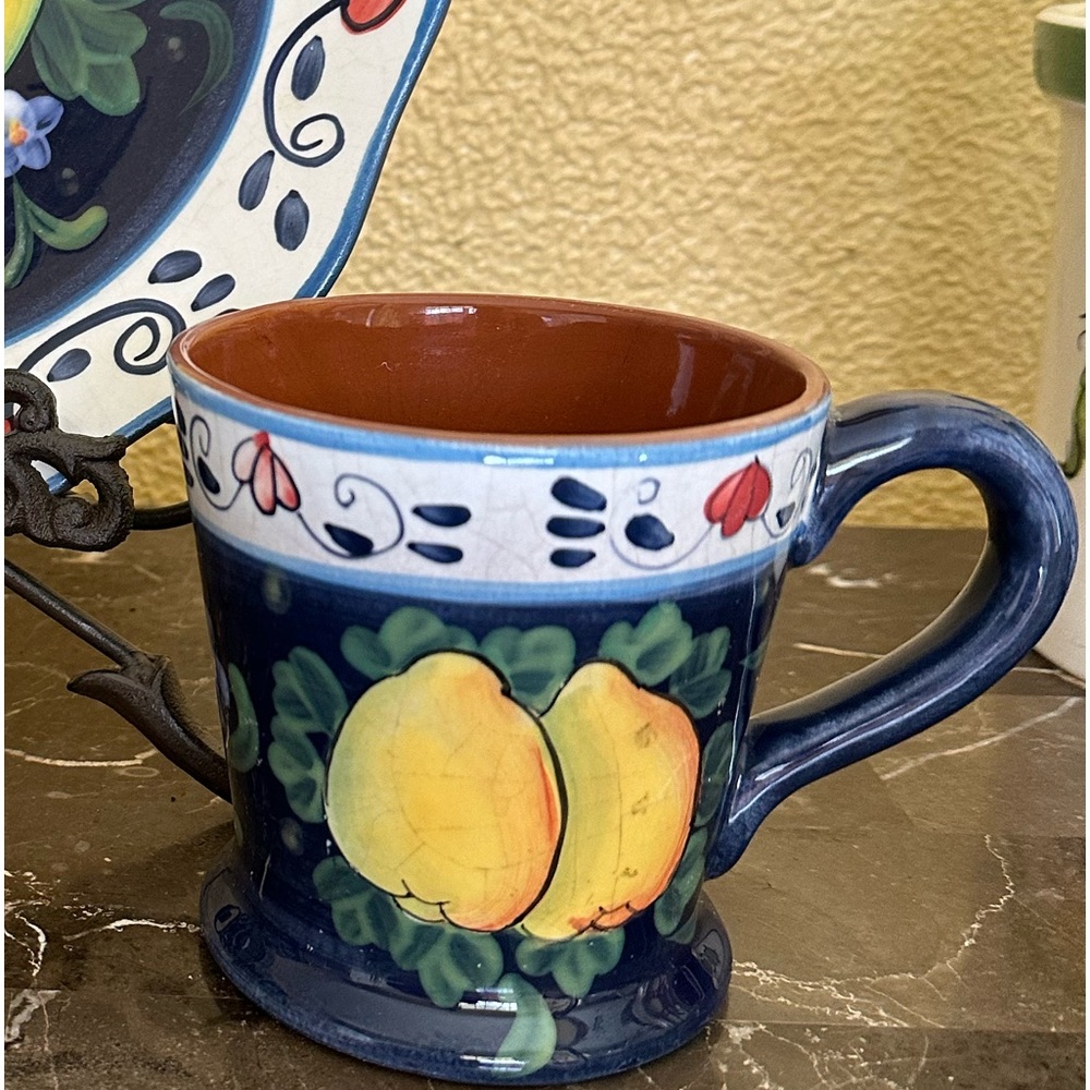 LIMONEBELLO Hand Painted Blue Lemon Mug Ambiance Collections 4" high 4" diameter